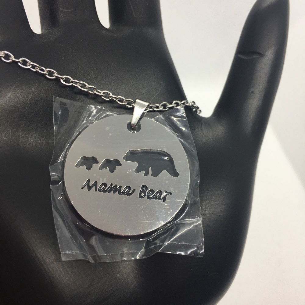 Mama Bear 🐾 Pendant Necklace